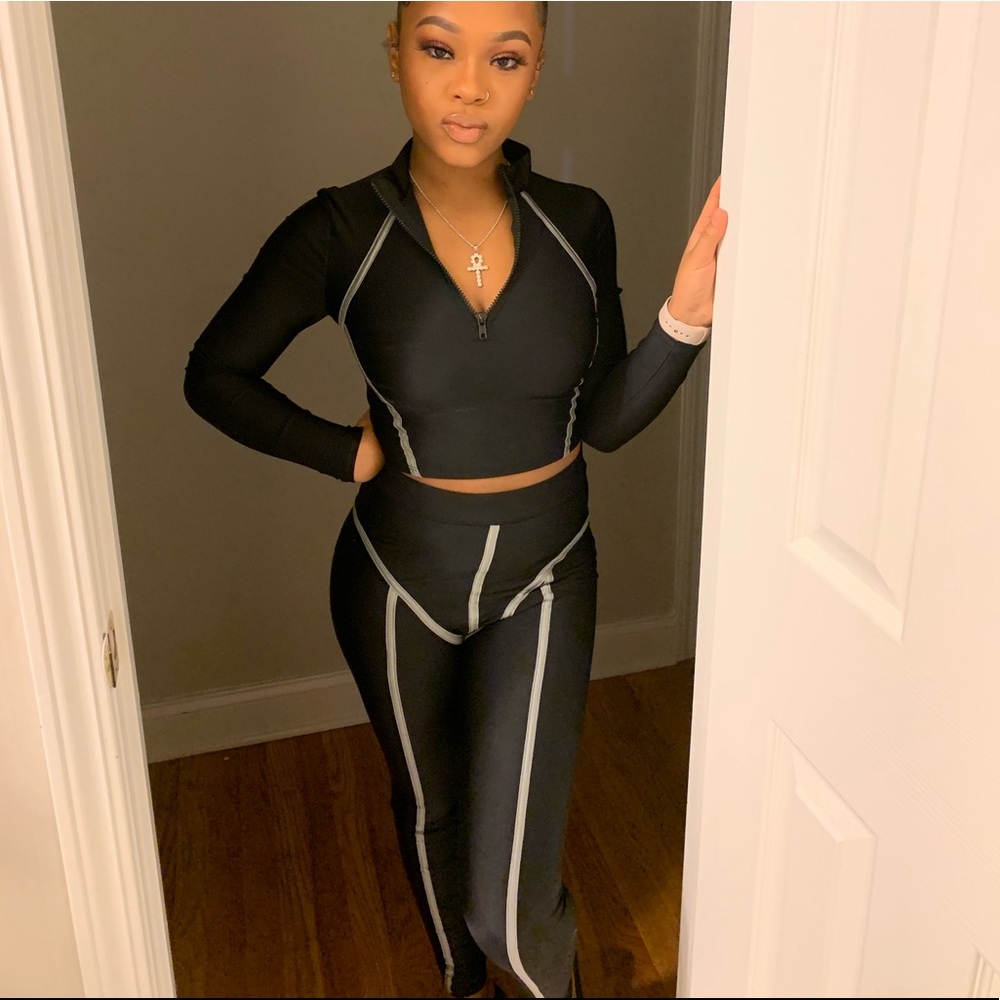 Two Piece Set - image 2